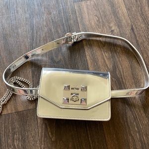 Salar Silver Metallic Bag